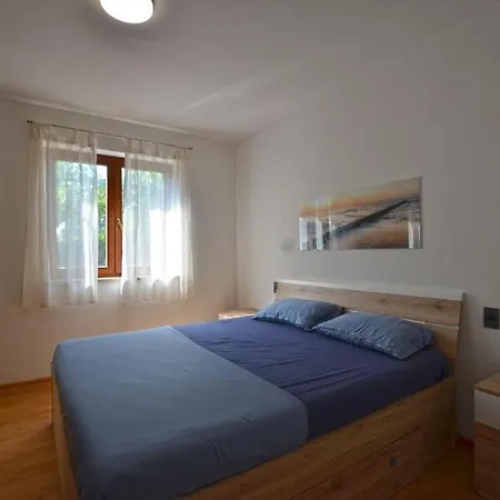 La Luna With Parking Apartment Rovinj